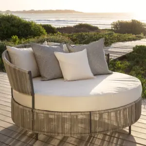 Scarlett Daybed