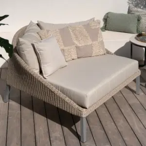 Franci Daybed