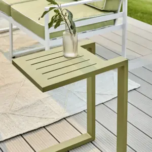 Crystal Slide Table